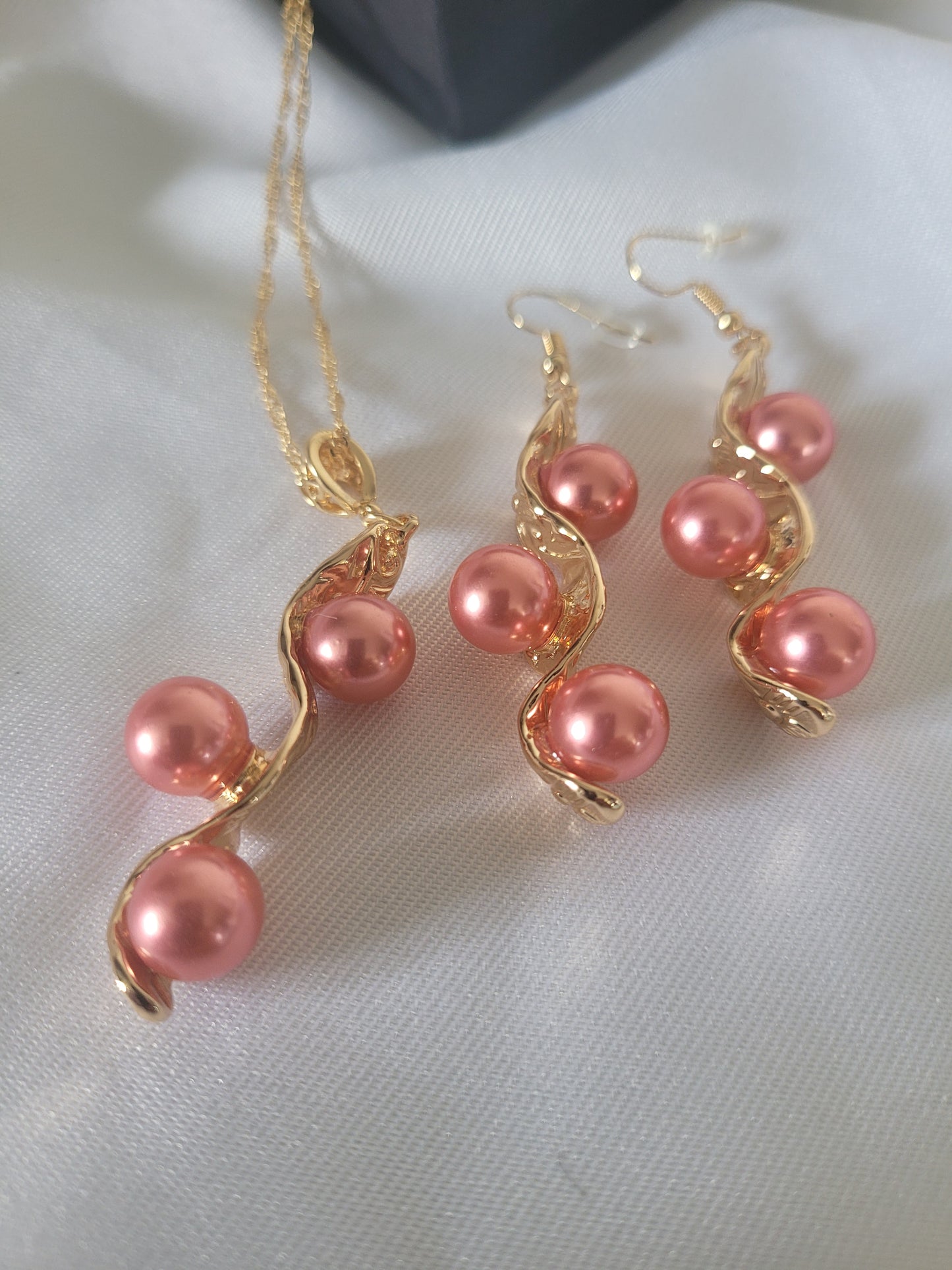 Triple Pearl Set